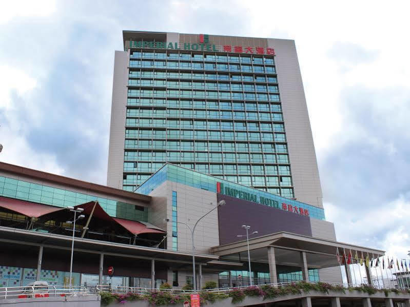 Imperial Hotel Kuching Esterno foto